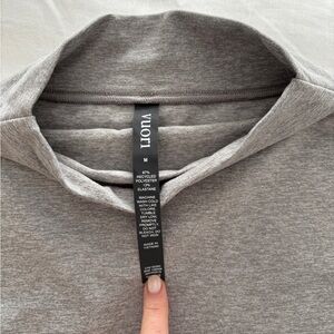 Vuori Gray Women's jogger set